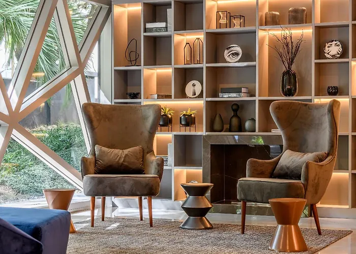 Lucas By Yoo | Design, Lazer E Localização